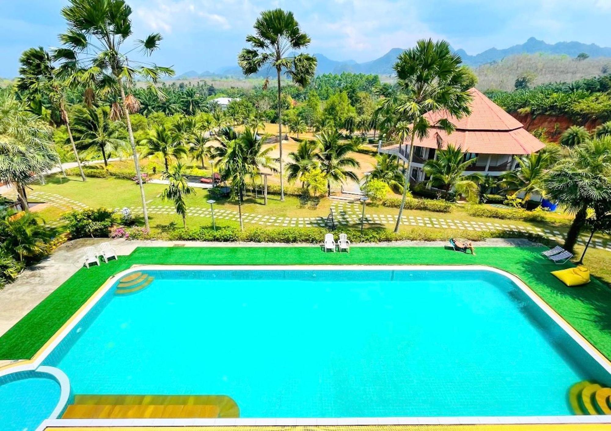 Bed and Breakfast Takhun Mountain View Ban Tha Khun Esterno foto