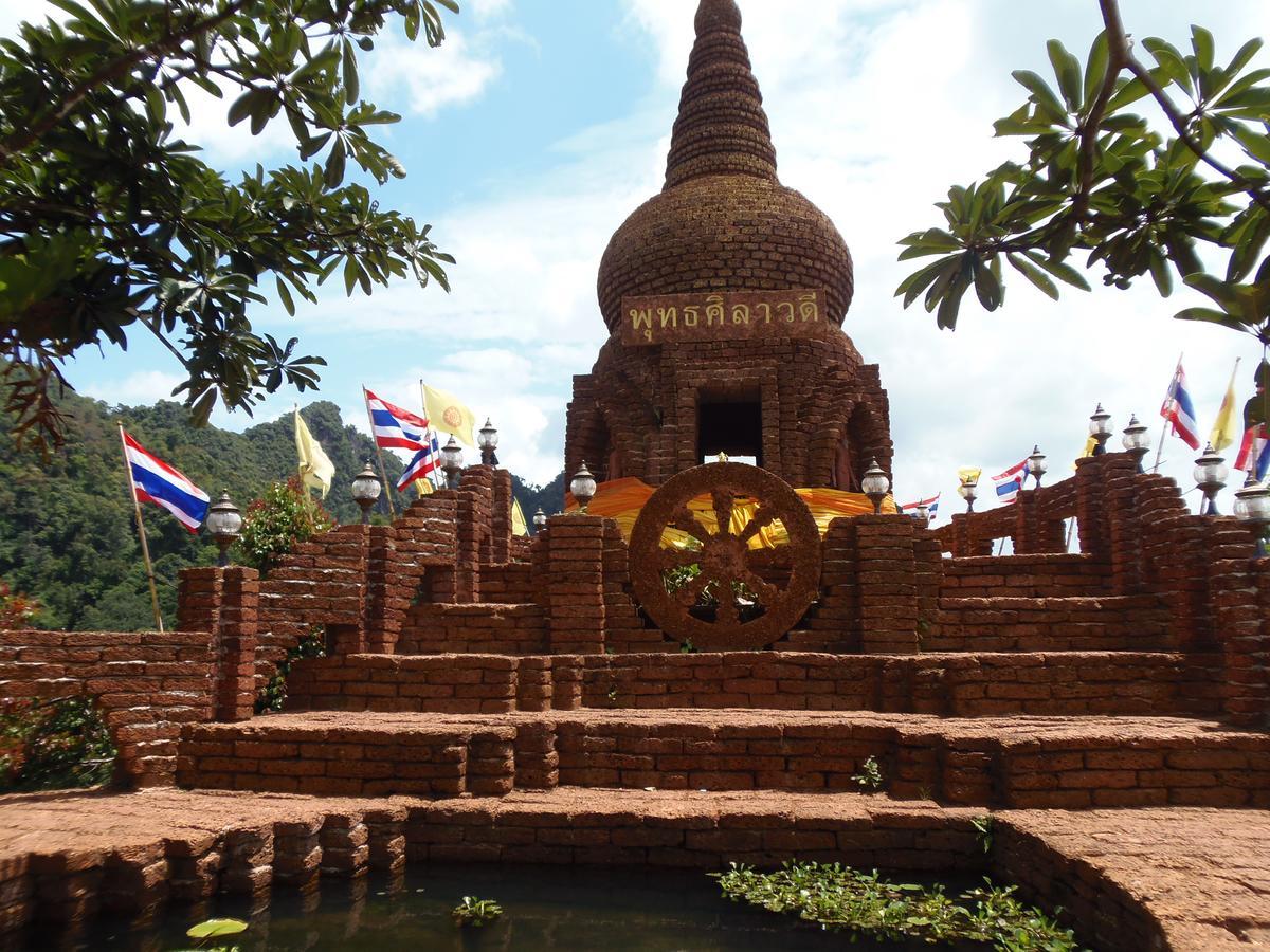 Bed and Breakfast Takhun Mountain View Ban Tha Khun Esterno foto