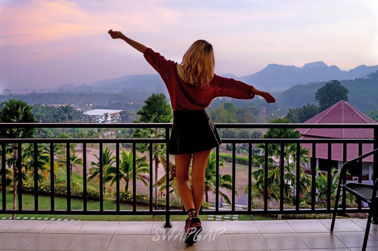 Bed and Breakfast Takhun Mountain View Ban Tha Khun Esterno foto